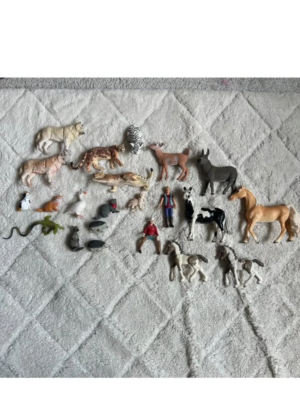 Schleich and Safari play animals